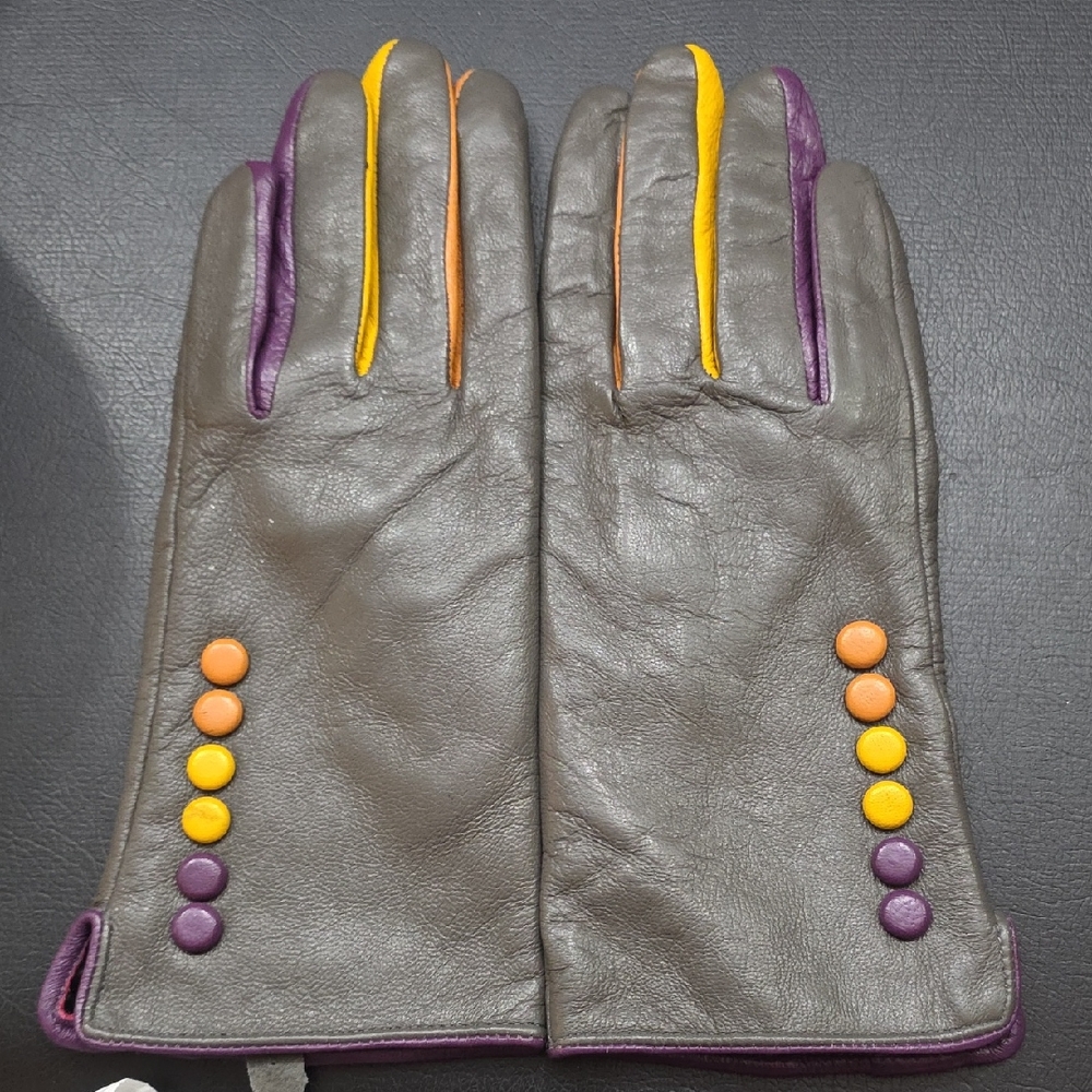 Leather Women's Gloves with Colorful Trim and Buttons
